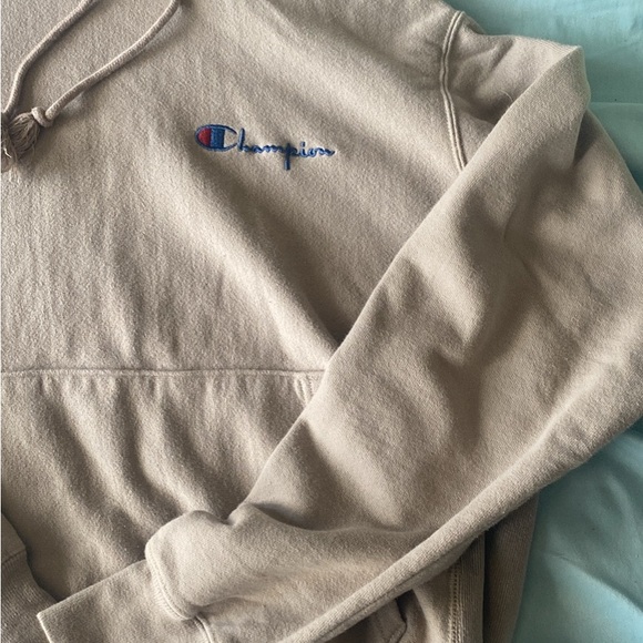 Light Brown Champion Hoodie🤎 - Picture 2 of 6